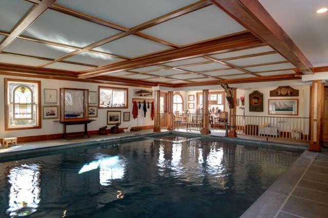 Hamptons 5 Bedroom Estate Hampton Bays Eksteriør bilde